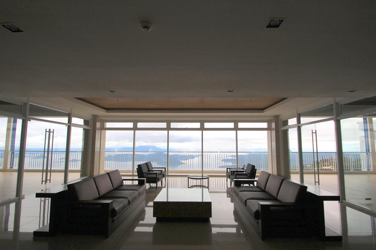 Taal View Room Tagaytay Staycation With Wifi Tagaytay City Bagian luar foto